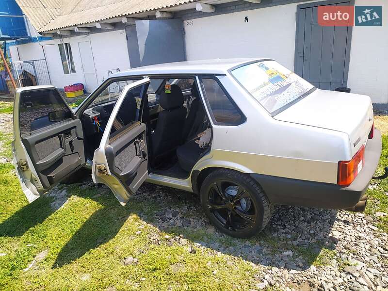 Седан ВАЗ / Lada 21099 2005 в Білій Церкві