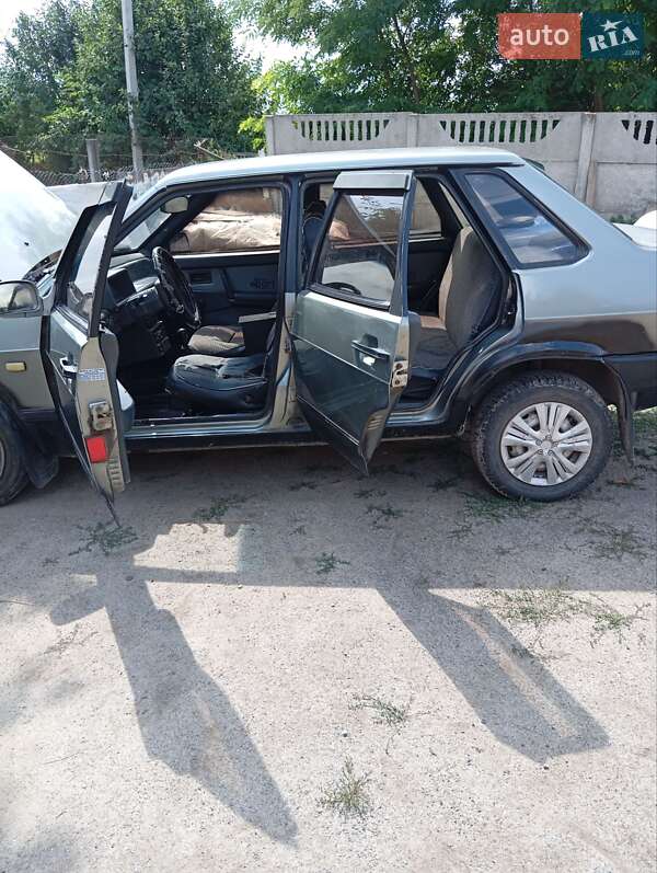 Седан ВАЗ / Lada 21099 1992 в Виннице