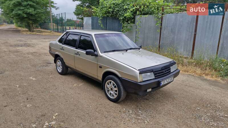 Седан ВАЗ / Lada 21099 1998 в Одессе