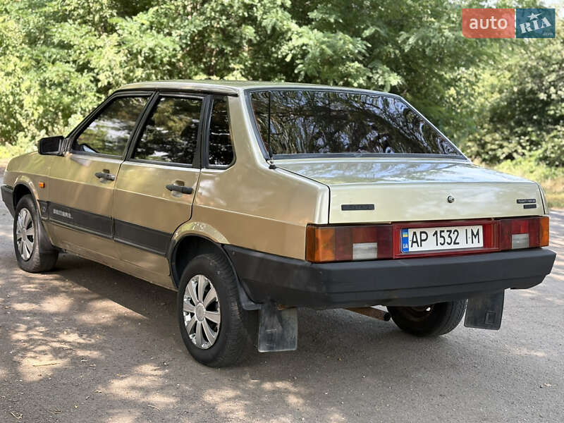 Седан ВАЗ / Lada 21099 1993 в Вольнянске