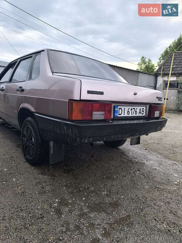 Седан ВАЗ / Lada 21099 2001 в Днепре