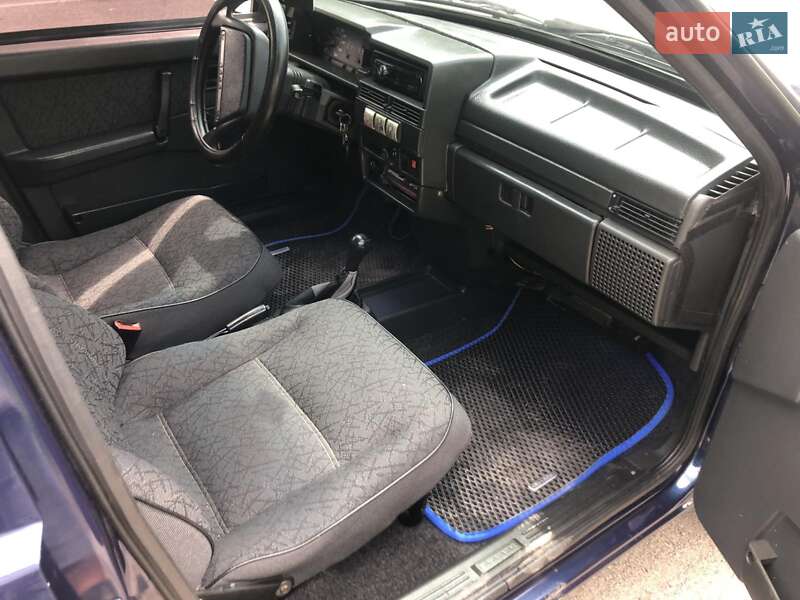 Седан ВАЗ / Lada 21099 2005 в Казатине