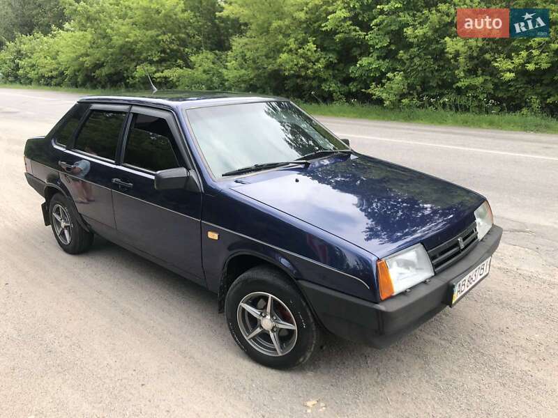 Седан ВАЗ / Lada 21099 2005 в Казатине