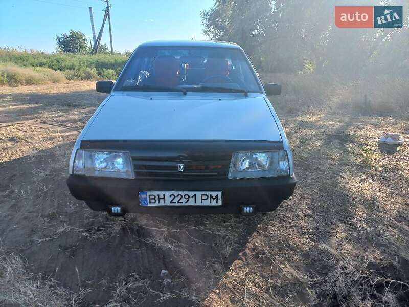 Седан ВАЗ / Lada 21099 2004 в Одессе