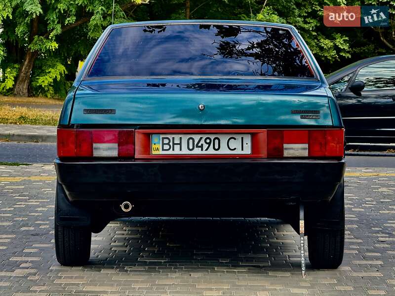 Седан ВАЗ / Lada 21099 1999 в Одессе