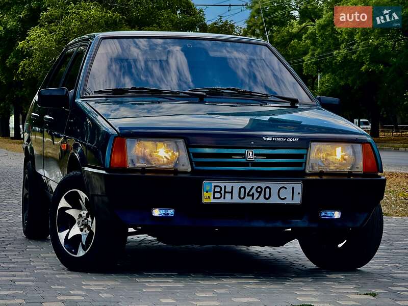 Седан ВАЗ / Lada 21099 1999 в Одессе