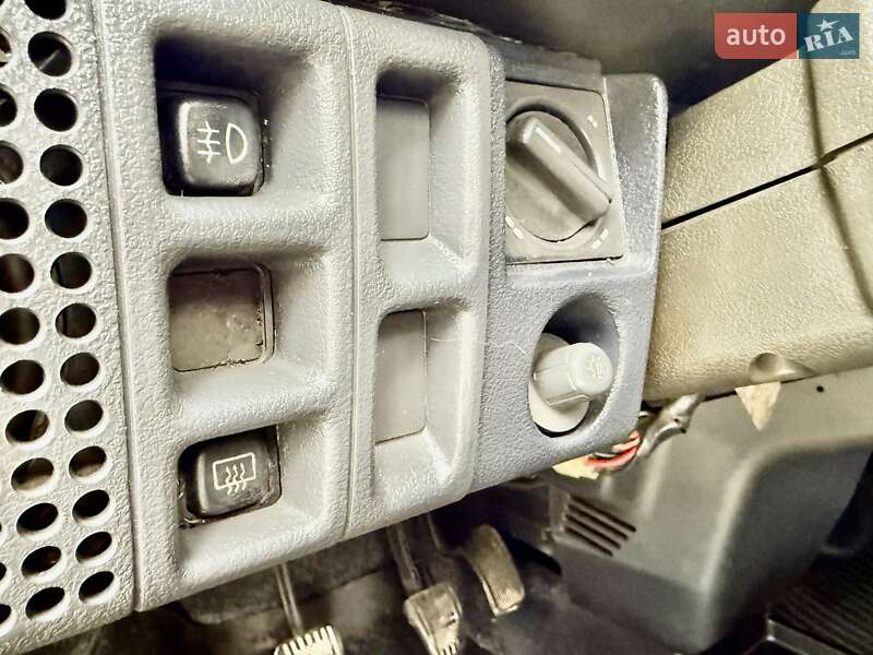 Седан ВАЗ / Lada 21099 1999 в Одессе