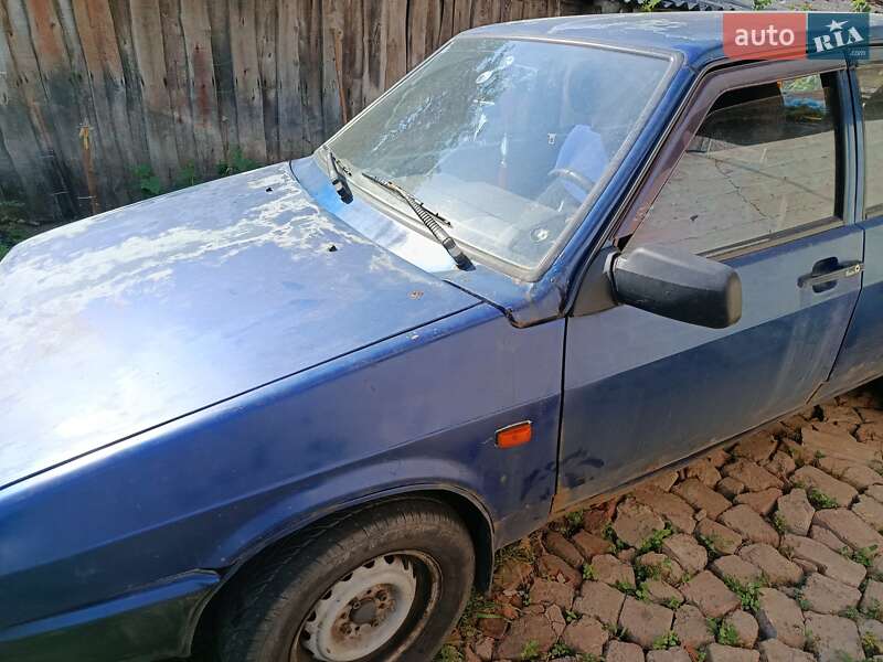 Седан ВАЗ / Lada 21099 2005 в Чернигове