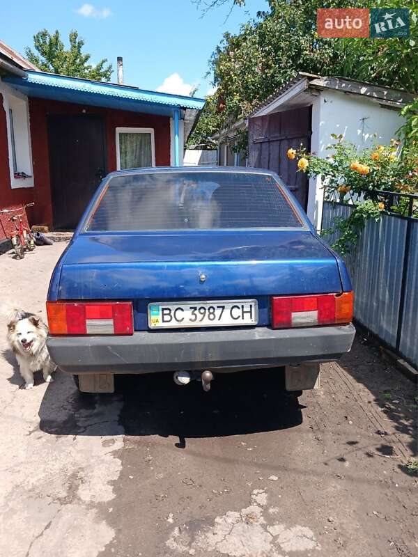 Седан ВАЗ / Lada 21099 2004 в Теофиполе