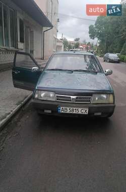 Седан ВАЗ 21099 2002 в Гайсине