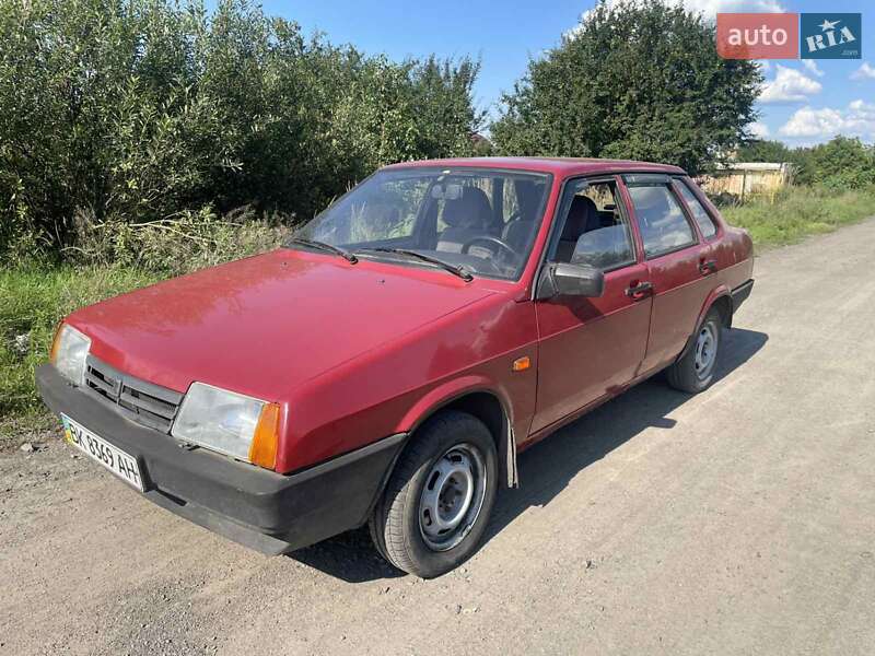 Седан ВАЗ / Lada 21099 2007 в Сарнах