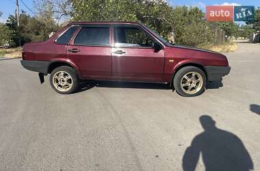 Седан ВАЗ 21099 2005 в 