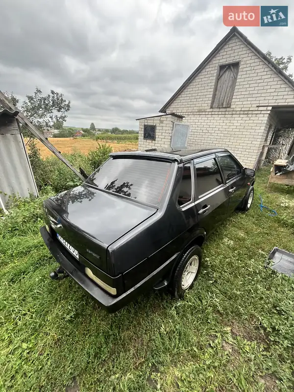 ВАЗ / Lada 21099