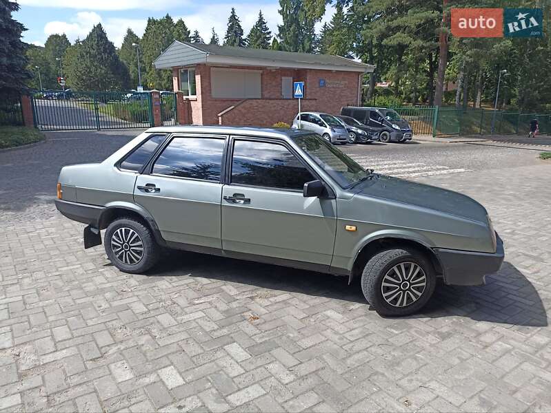 ВАЗ / Lada 21099 1993