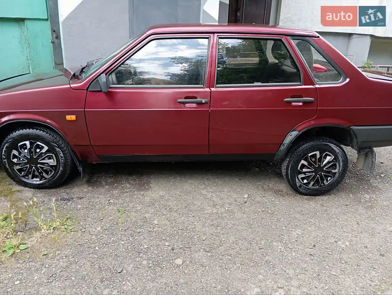 ВАЗ / Lada 21099