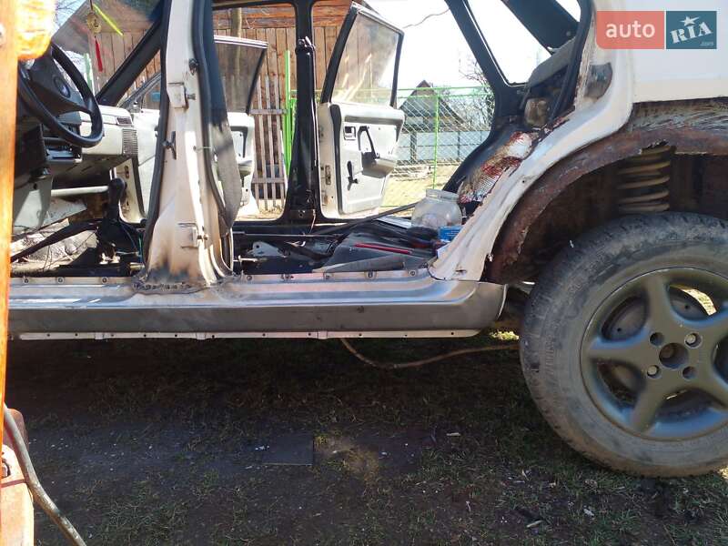 Седан ВАЗ / Lada 21099 1994 в Надворной