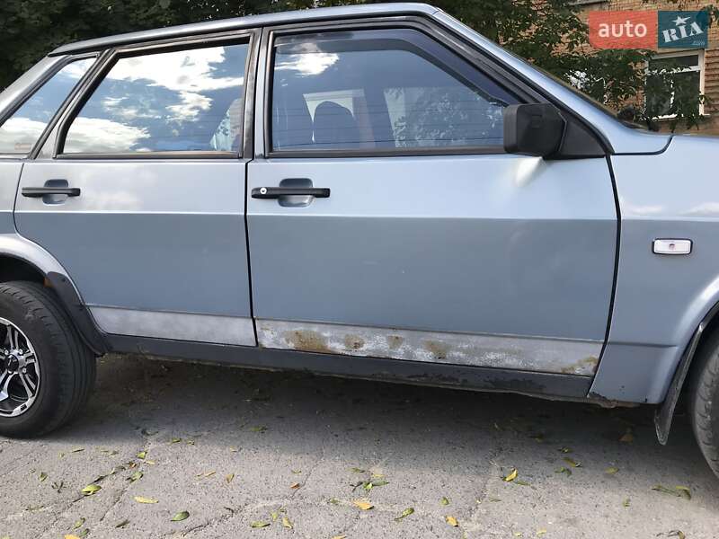 Седан ВАЗ / Lada 21099 2003 в Звенигородці