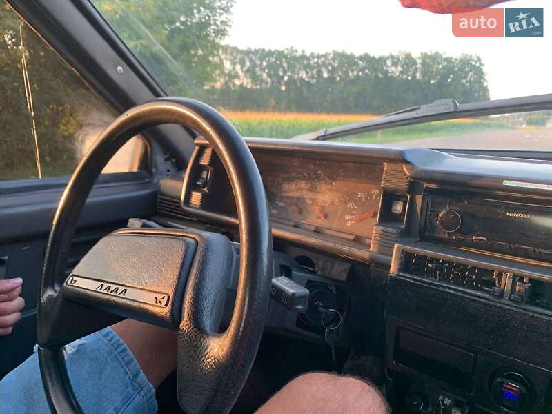 Седан ВАЗ / Lada 21099 2003 в Христиновке фото 5 Седан ВАЗ / Lada 21099 2003 в Христиновке