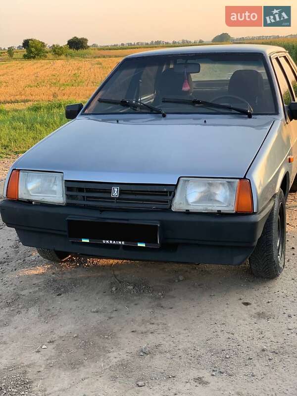 Седан ВАЗ / Lada 21099 2003 в Христиновке фото 10 Седан ВАЗ / Lada 21099 2003 в Христиновке