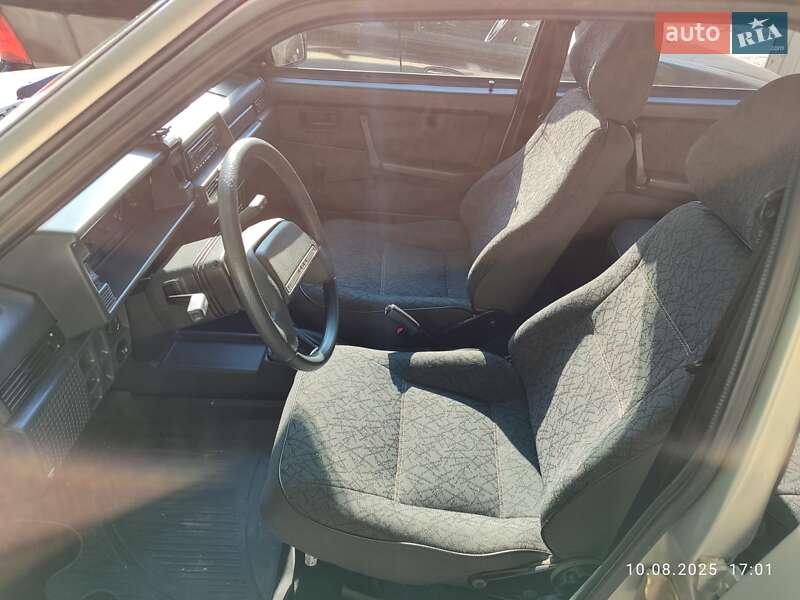 Седан ВАЗ / Lada 21099 2005 в Полтаві фото 9 Седан ВАЗ / Lada 21099 2005 в Полтаві