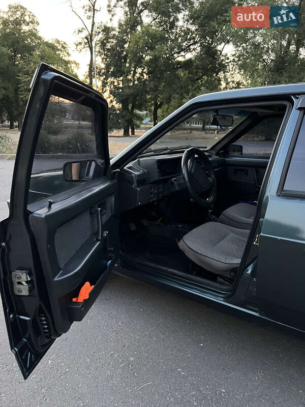 Седан ВАЗ / Lada 21099 2004 в Запорожье фото 2 Седан ВАЗ / Lada 21099 2004 в Запорожье