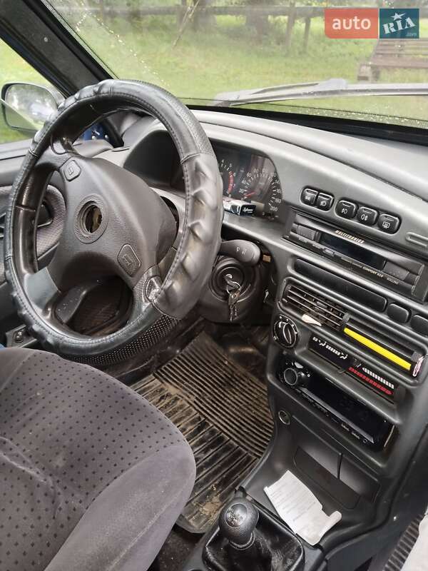 Седан ВАЗ / Lada 21099 2007 в Косові