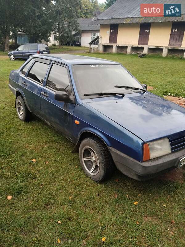 Седан ВАЗ / Lada 21099 2007 в Косові