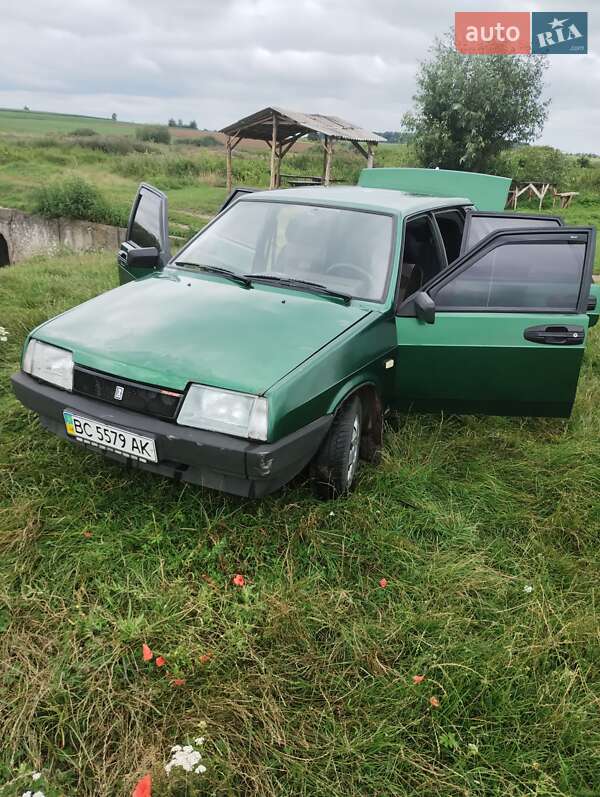 Седан ВАЗ / Lada 21099 1999 в Буске