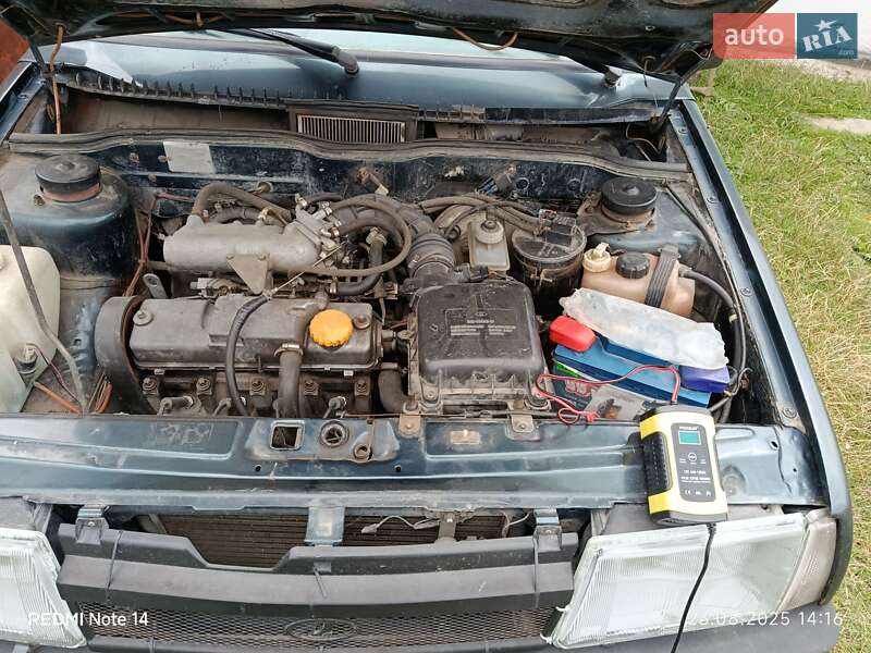 Седан ВАЗ / Lada 21099 2005 в Волочиске