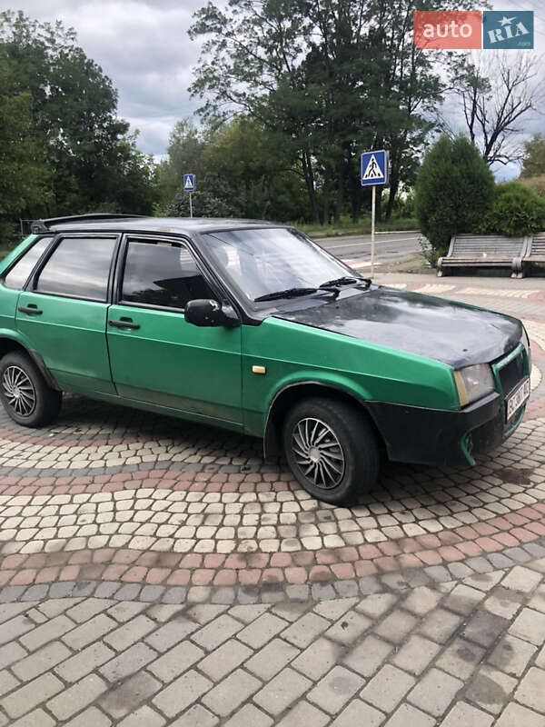 Седан ВАЗ / Lada 21099 1999 в Чернівцях