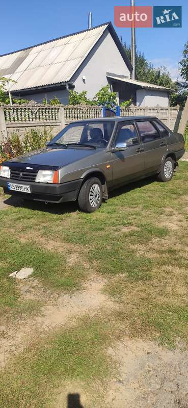 Седан ВАЗ / Lada 21099 2000 в Гайсине фото 5 Седан ВАЗ / Lada 21099 2000 в Гайсине