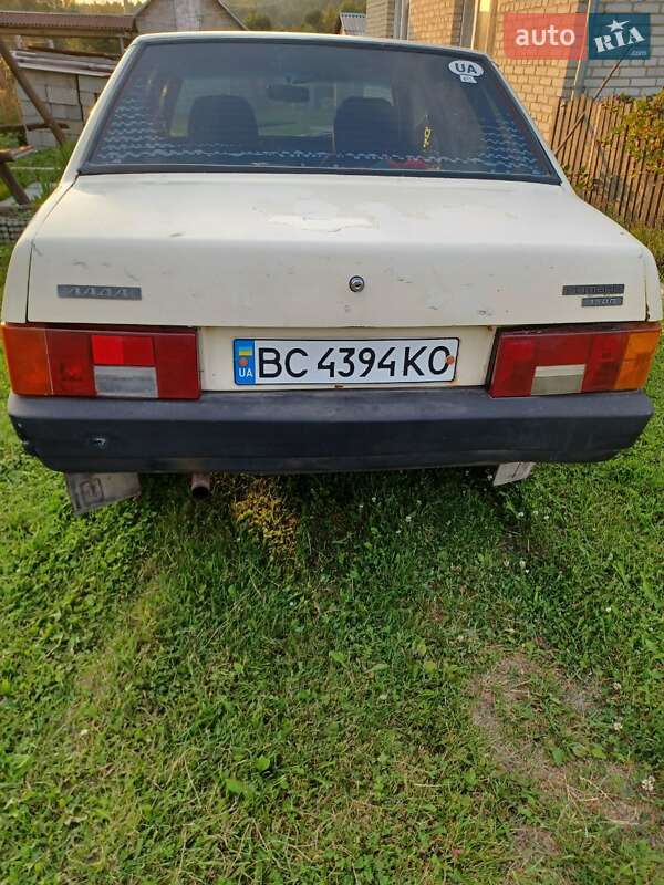 Седан ВАЗ / Lada 21099 1992 в Новояворовске фото 7 Седан ВАЗ / Lada 21099 1992 в Новояворовске