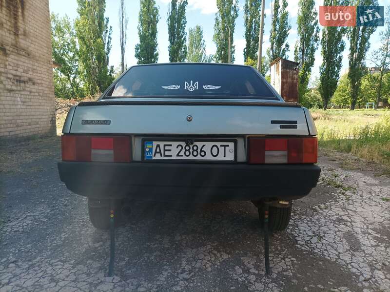Седан ВАЗ / Lada 21099 1997 в Кривом Роге