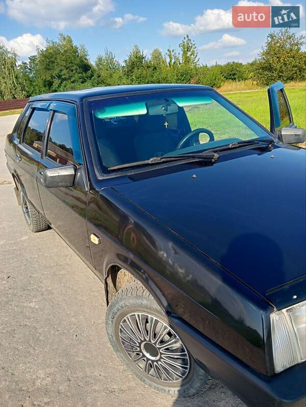 Седан ВАЗ / Lada 21099 2008 в Полонном фото 12 Седан ВАЗ / Lada 21099 2008 в Полонном