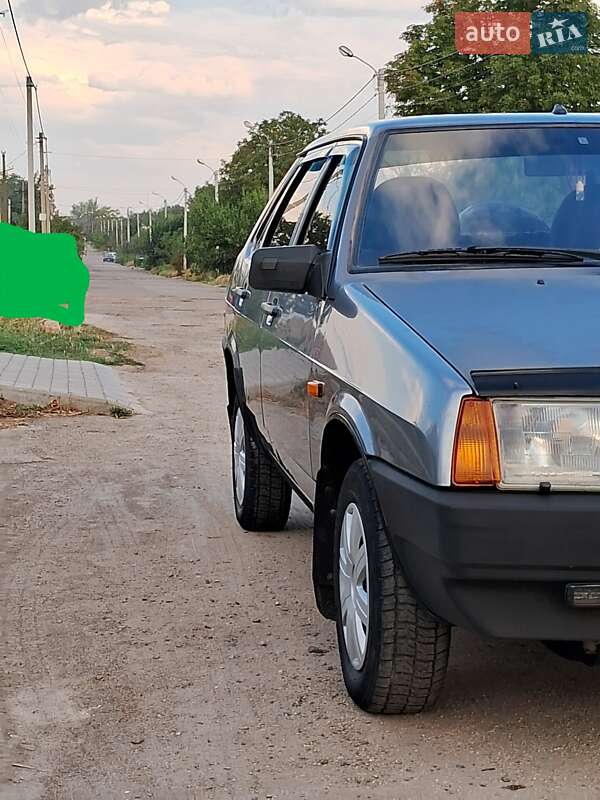 Седан ВАЗ / Lada 21099 2006 в Николаеве