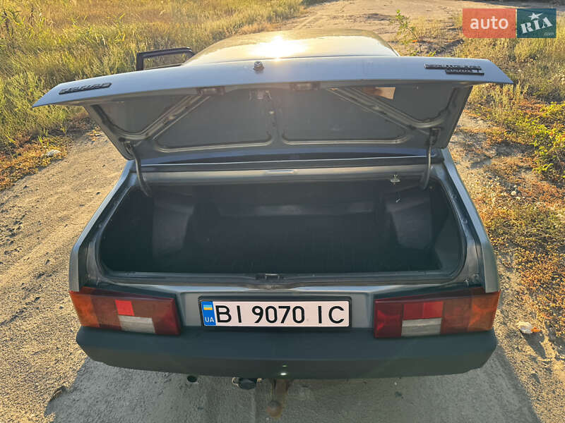 Седан ВАЗ / Lada 21099 2003 в Полтаве