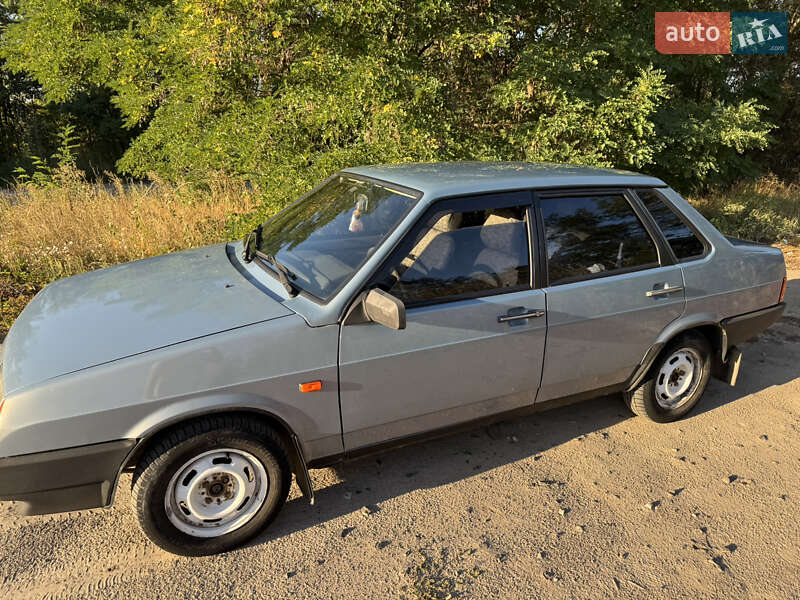 Седан ВАЗ / Lada 21099 2003 в Полтаве