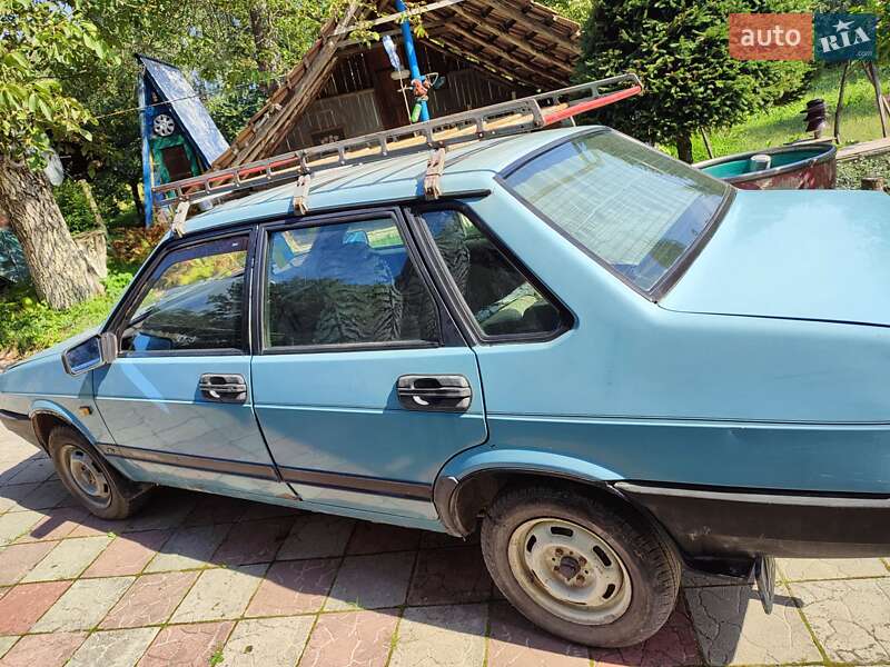 Седан ВАЗ / Lada 21099 1995 в Золочеві