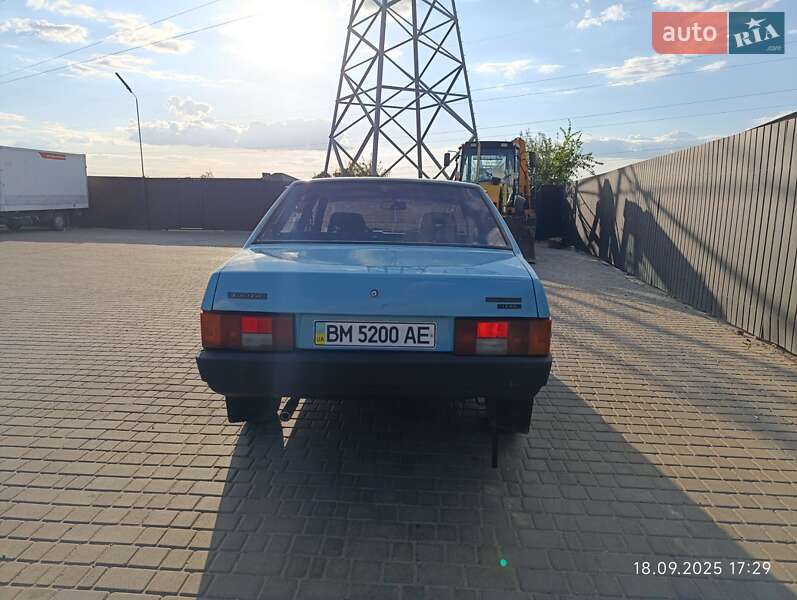 Седан ВАЗ / Lada 21099 2000 в Корсунцях