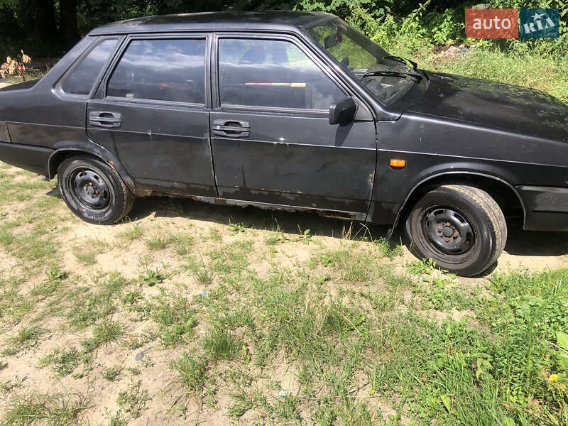 Седан ВАЗ / Lada 21099 2006 в Львове