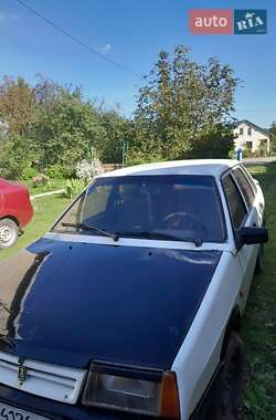 Седан ВАЗ / Lada 21099 1992 в Щирце