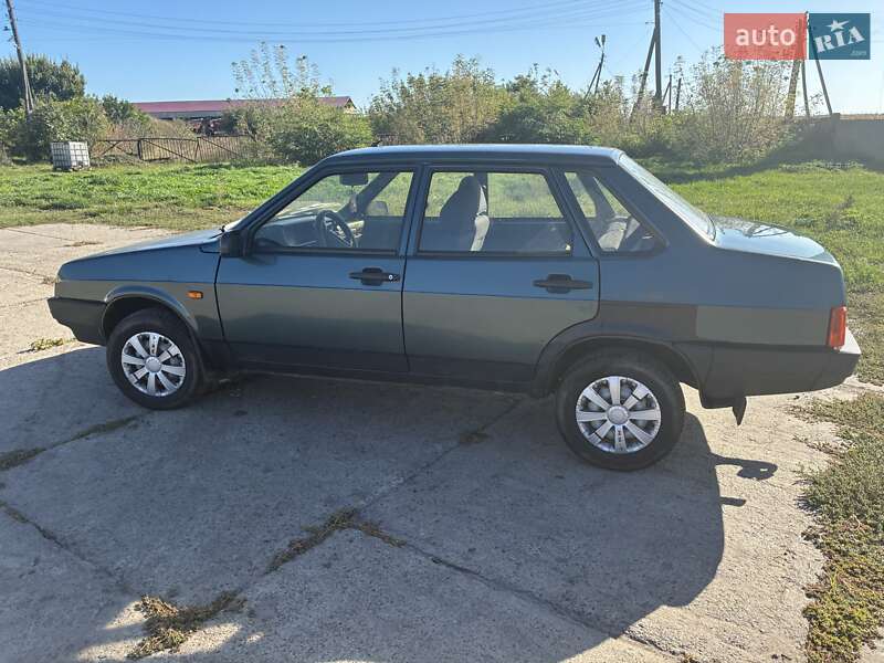 Седан ВАЗ / Lada 21099 2005 в Переяславе