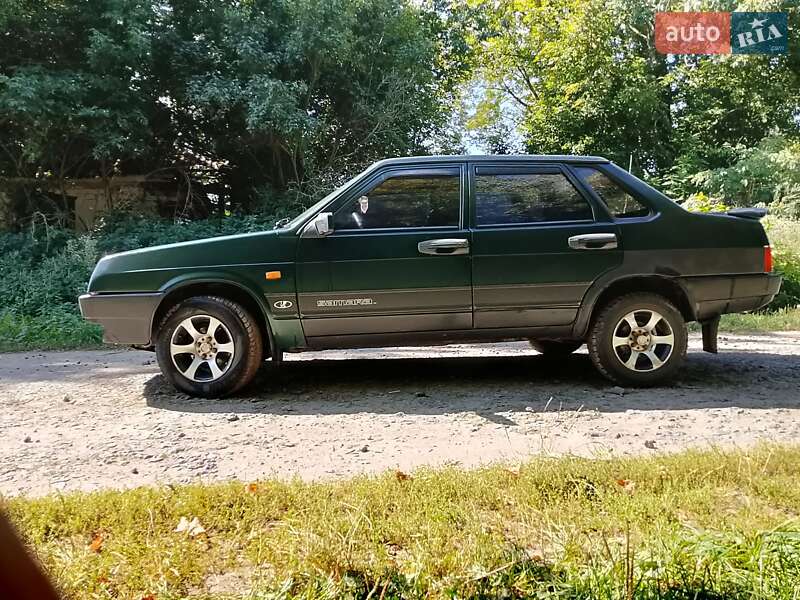 Седан ВАЗ / Lada 21099 2001 в Антонинах