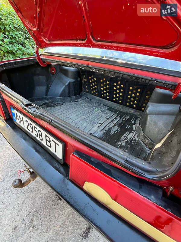 Седан ВАЗ / Lada 21099 1998 в Житомире