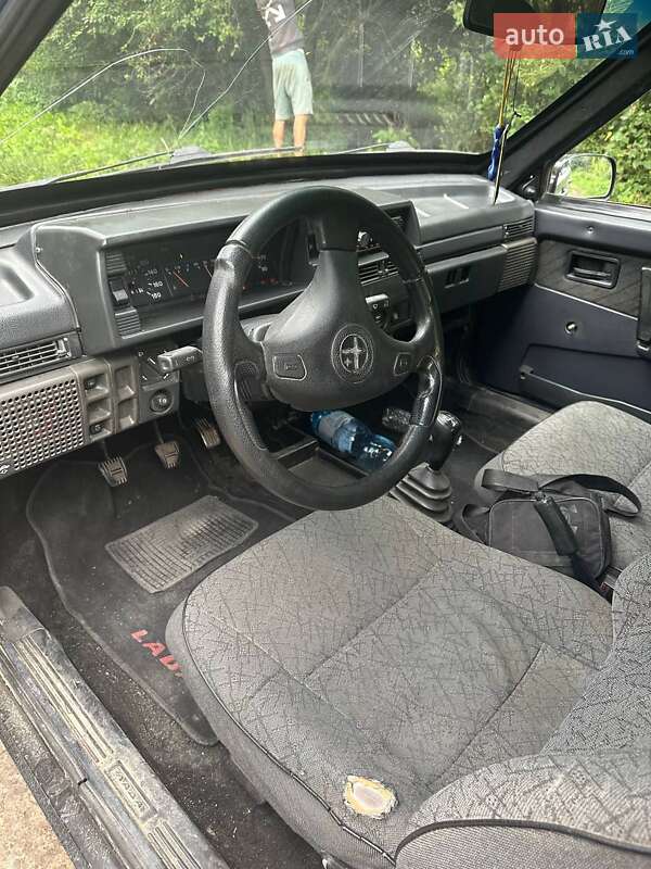 Седан ВАЗ / Lada 21099 2004 в Рівному