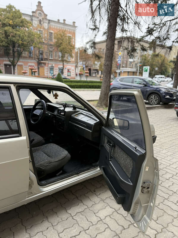 Седан ВАЗ / Lada 21099 2006 в Запорожье