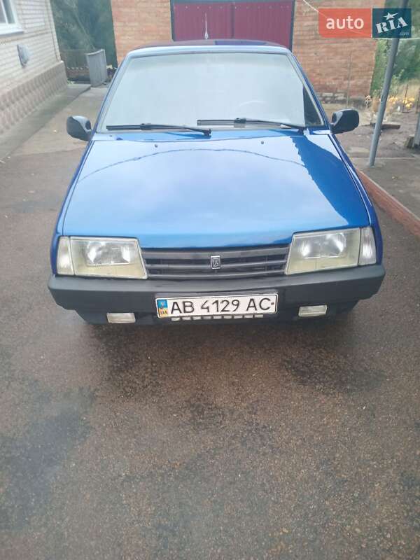 Седан ВАЗ / Lada 21099 2003 в Бершади