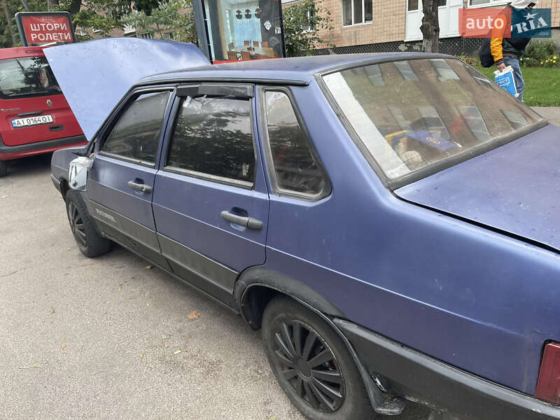 Седан ВАЗ / Lada 21099 1997 в Вышгороде