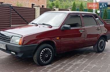 Седан ВАЗ 21099 2008 в  фото 4 Седан ВАЗ 21099 2008 в