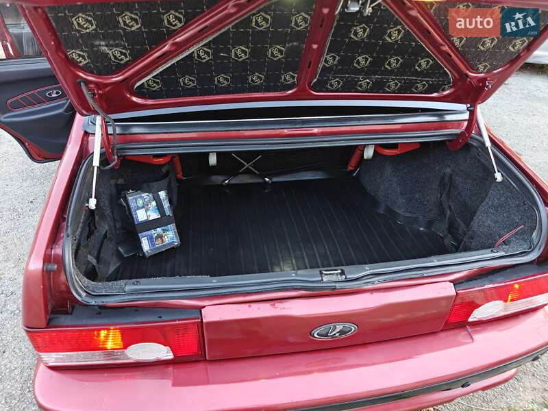 Седан ВАЗ / Lada 21099 1993 в Ивано-Франковске